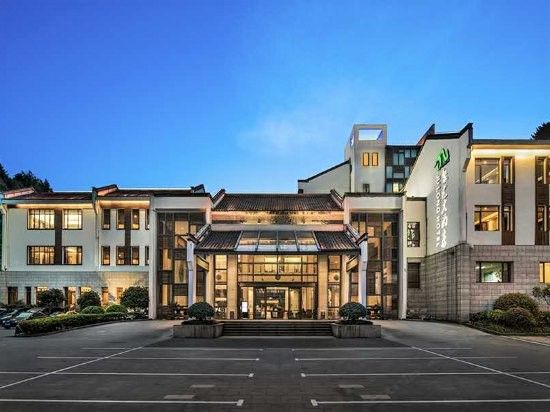 九华山聚龙大酒店